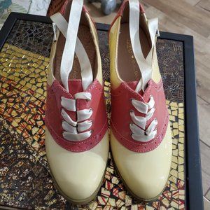 G.H Bass Cream and Pink High Heeled Oxfords